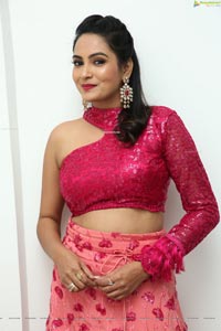 Himaja at Salon Hair Crush Launch