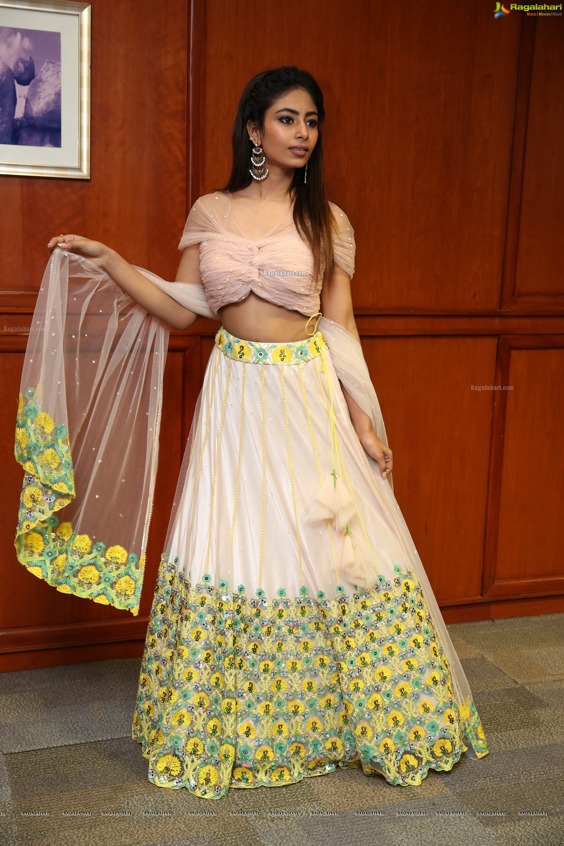 Honey Chowdary at Hi-Life Exhibition Grand Curtain Raiser & Hi-End Fashion Show - HD Gallery
