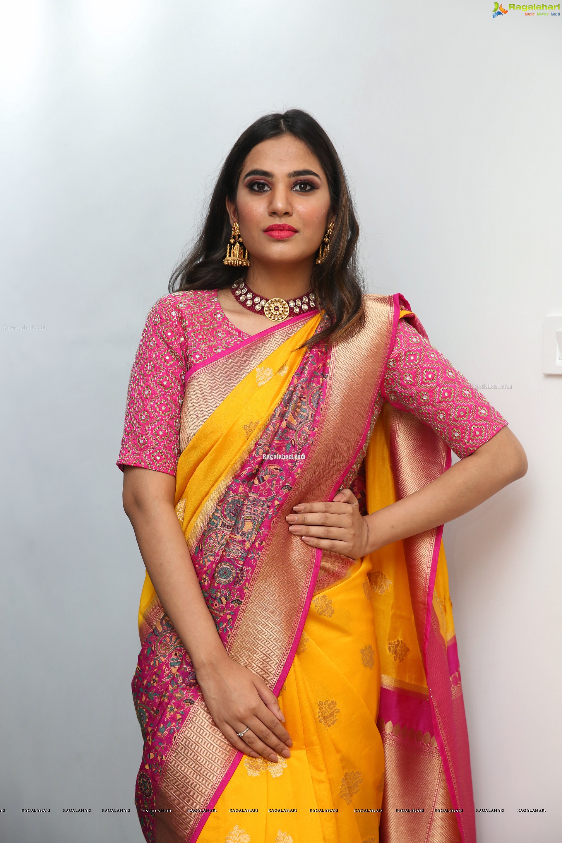 Jahnavi Rao at Sri Krishna Silks Exclusive Weaves at Banjara Hills Curtain Raiser - HD Gallery