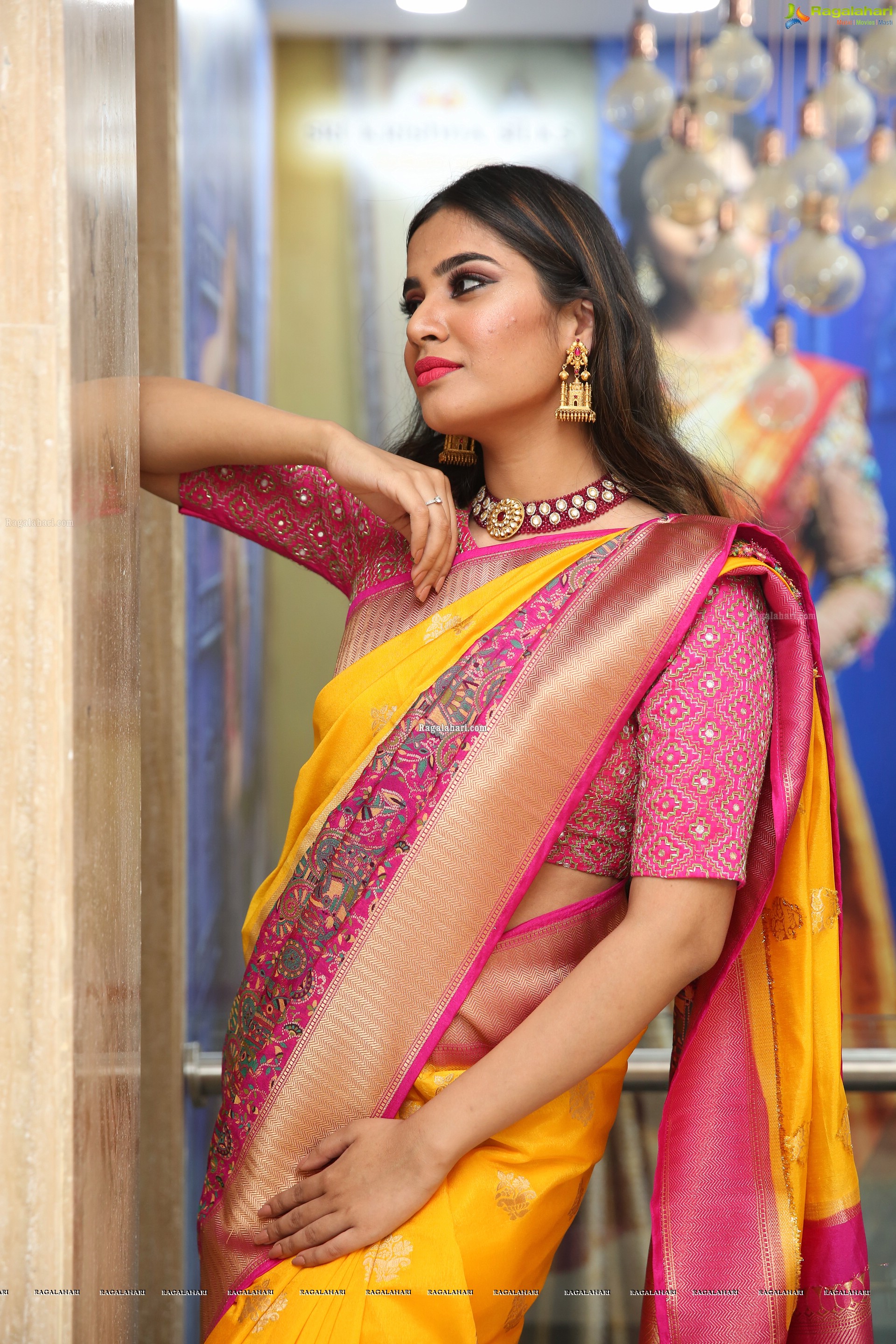 Jahnavi Rao at Sri Krishna Silks Exclusive Weaves at Banjara Hills Curtain Raiser - HD Gallery