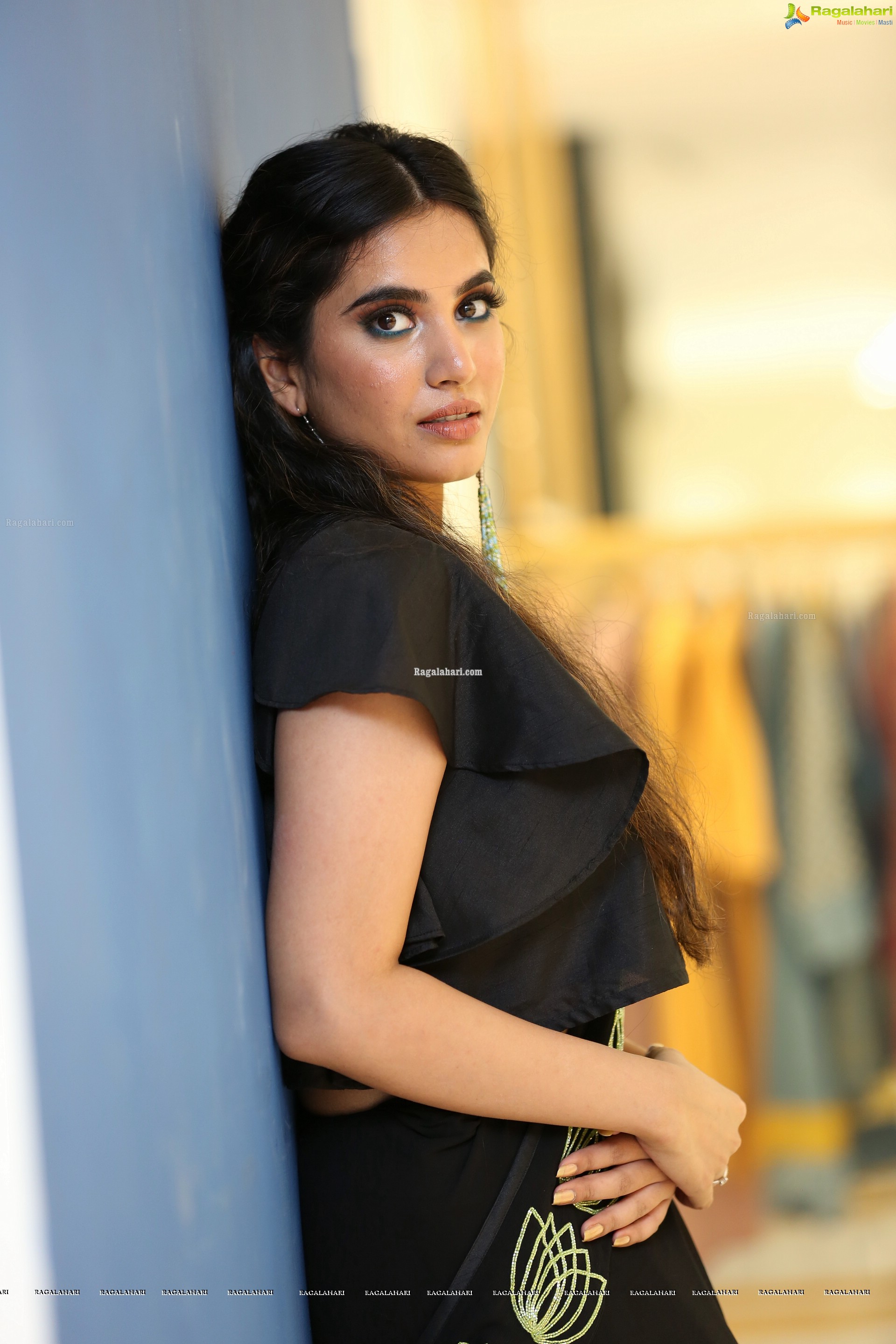 Jahnavi Rao at Atelier Fashion Showcase at Sarath City Mall - HD Gallery