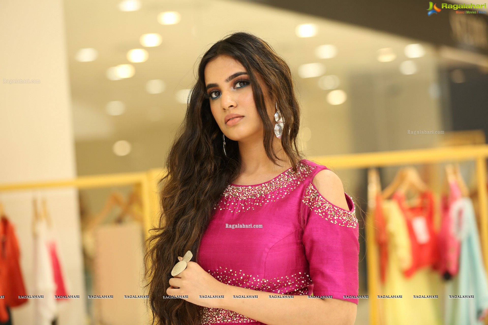 Jahnavi Rao at Atelier Fashion Showcase at Sarath City Mall - HD Gallery