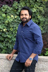 Karthi at Donga Movie Interview