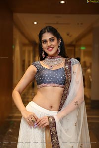 Kritya Sudha at UE The Jewellery Expo Fashion Show