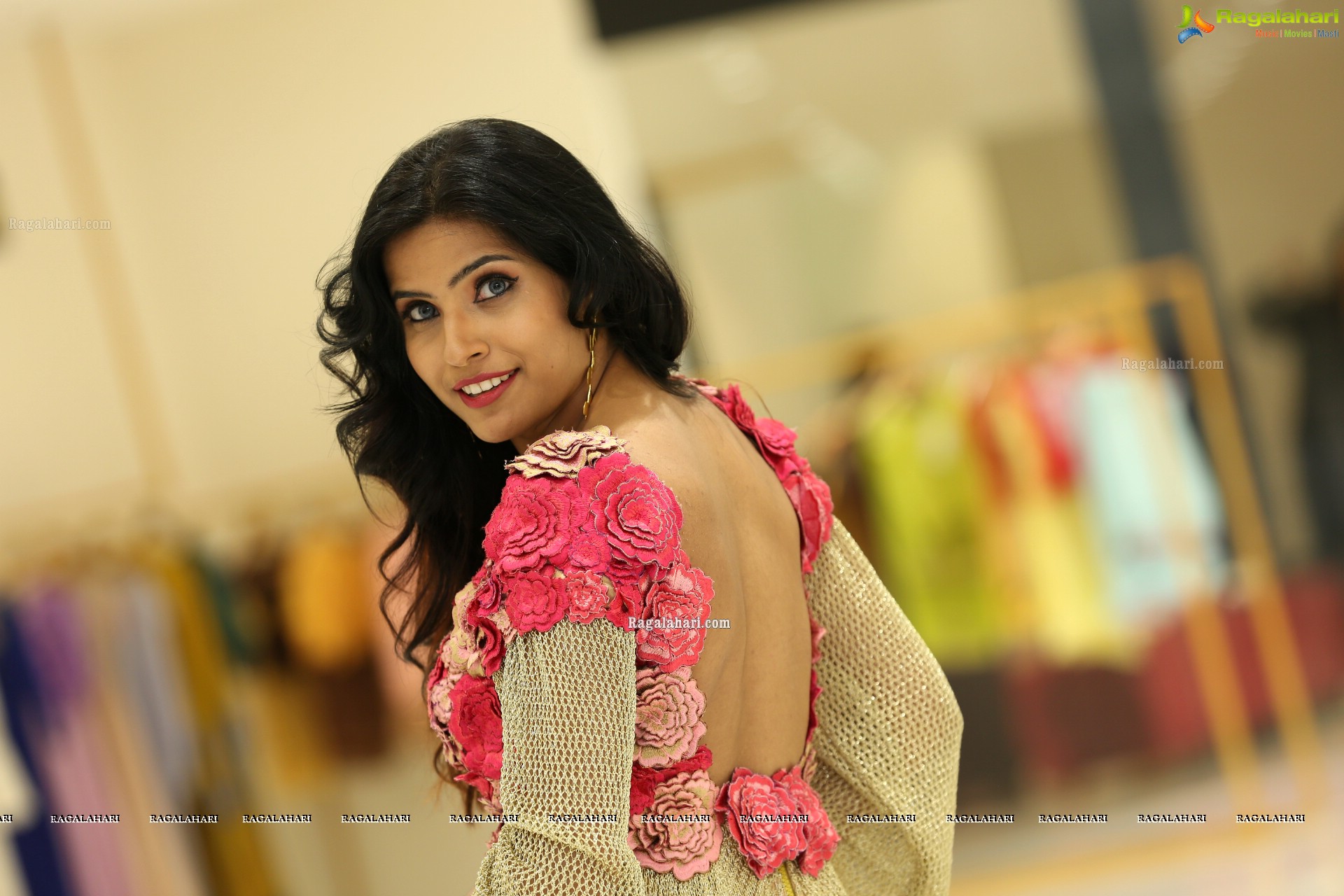 Krupa Rajgor at Atelier Fashion Showcase at Sarath City Mall - HD Gallery
