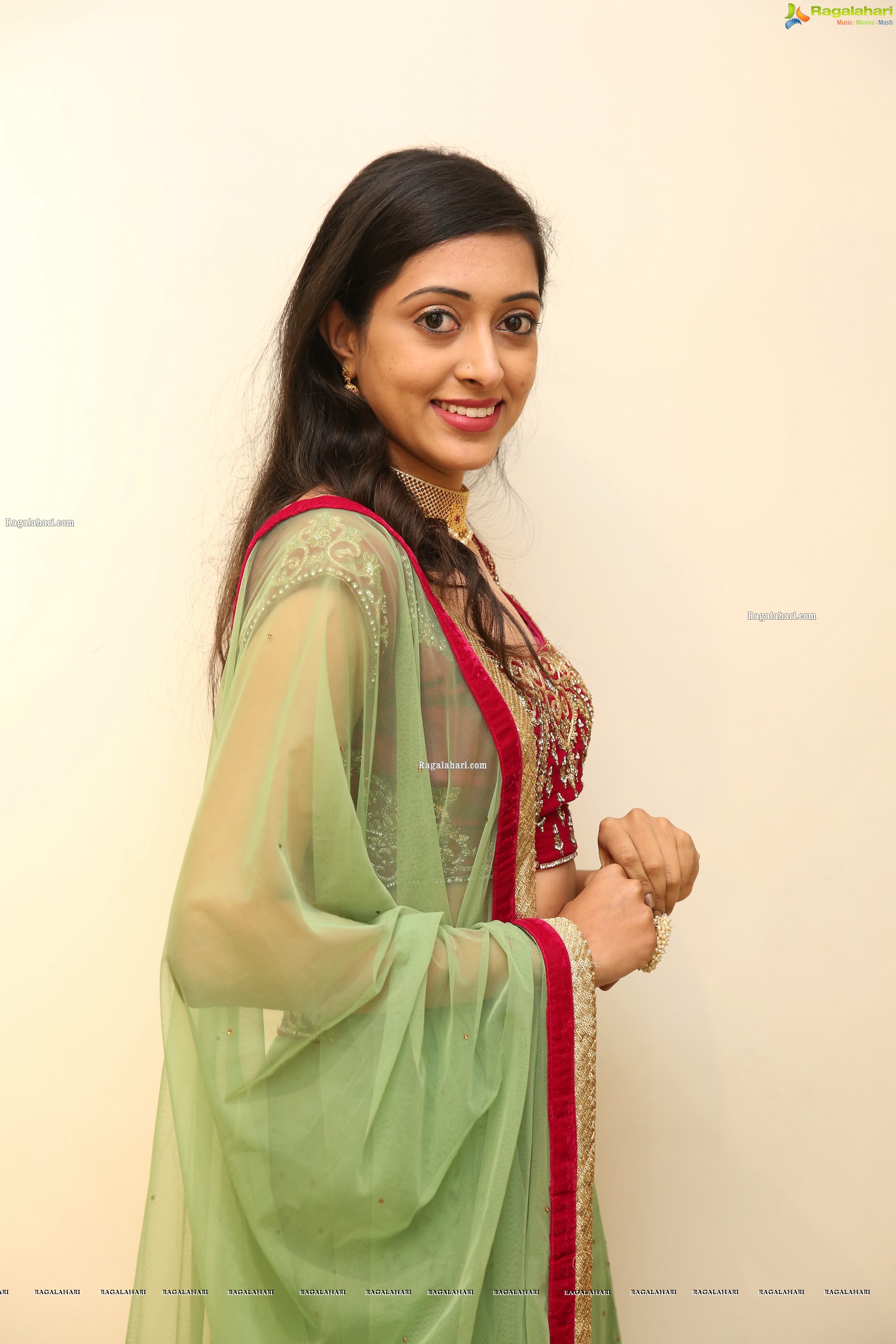 Lakshmi Ayalasomayajula at Sirisha Reddy Silk Saree Showroom Launch - HD Gallery