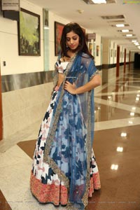 Naziya Khan at Hi-Life Fashion Show