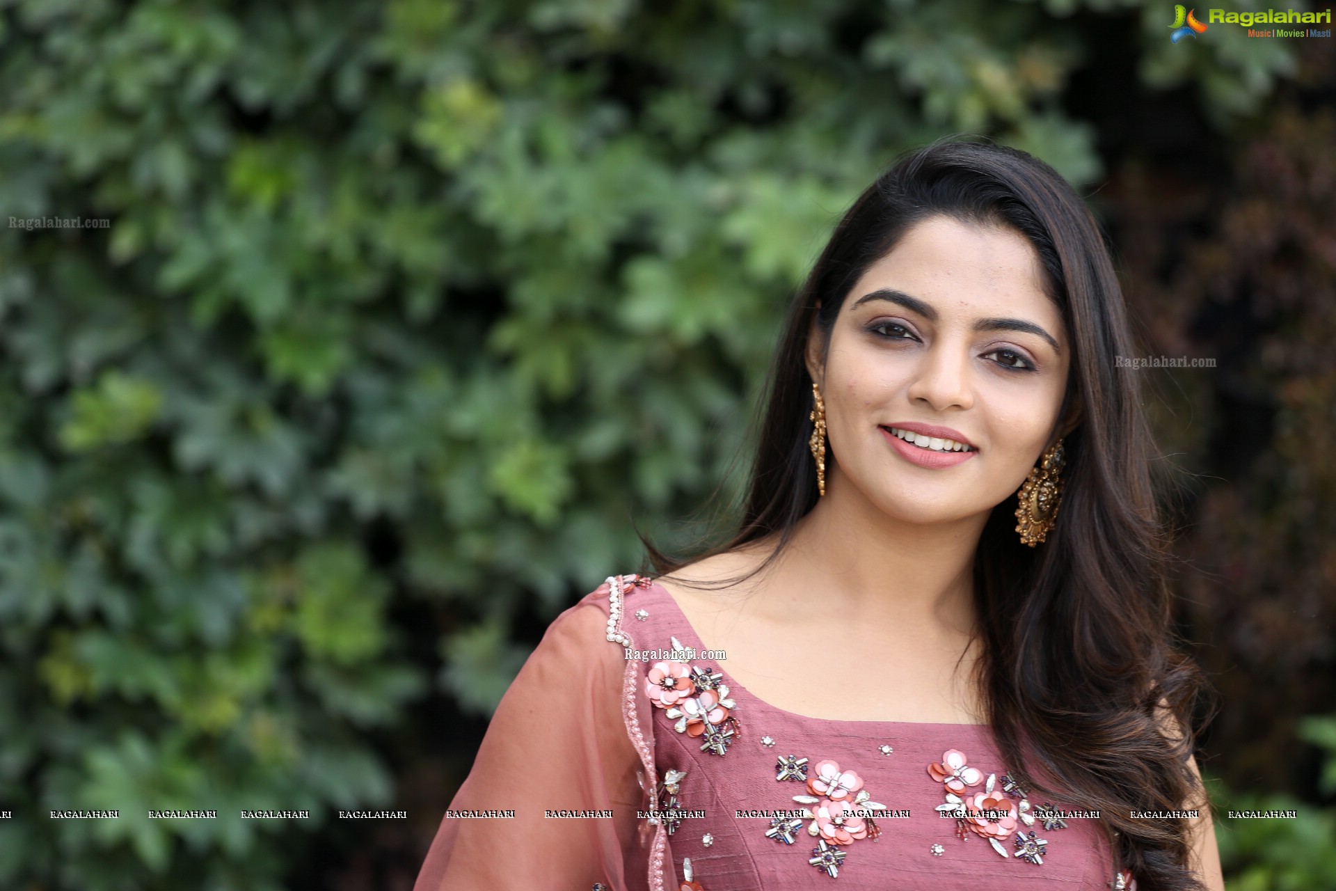 Nikhila Vimal at Donga Movie Interview - HD Gallery