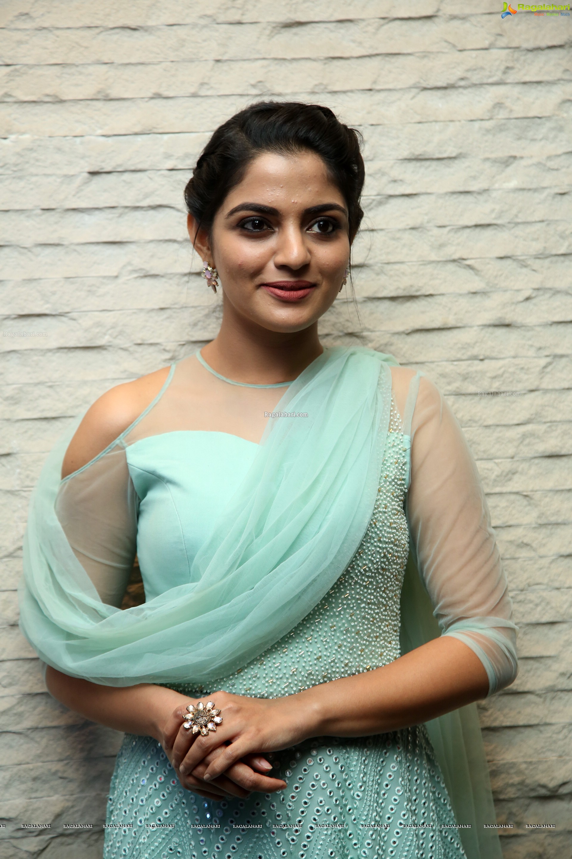 Nikhila Vimal at Donga Movie Pre-Release Event - HD Gallery