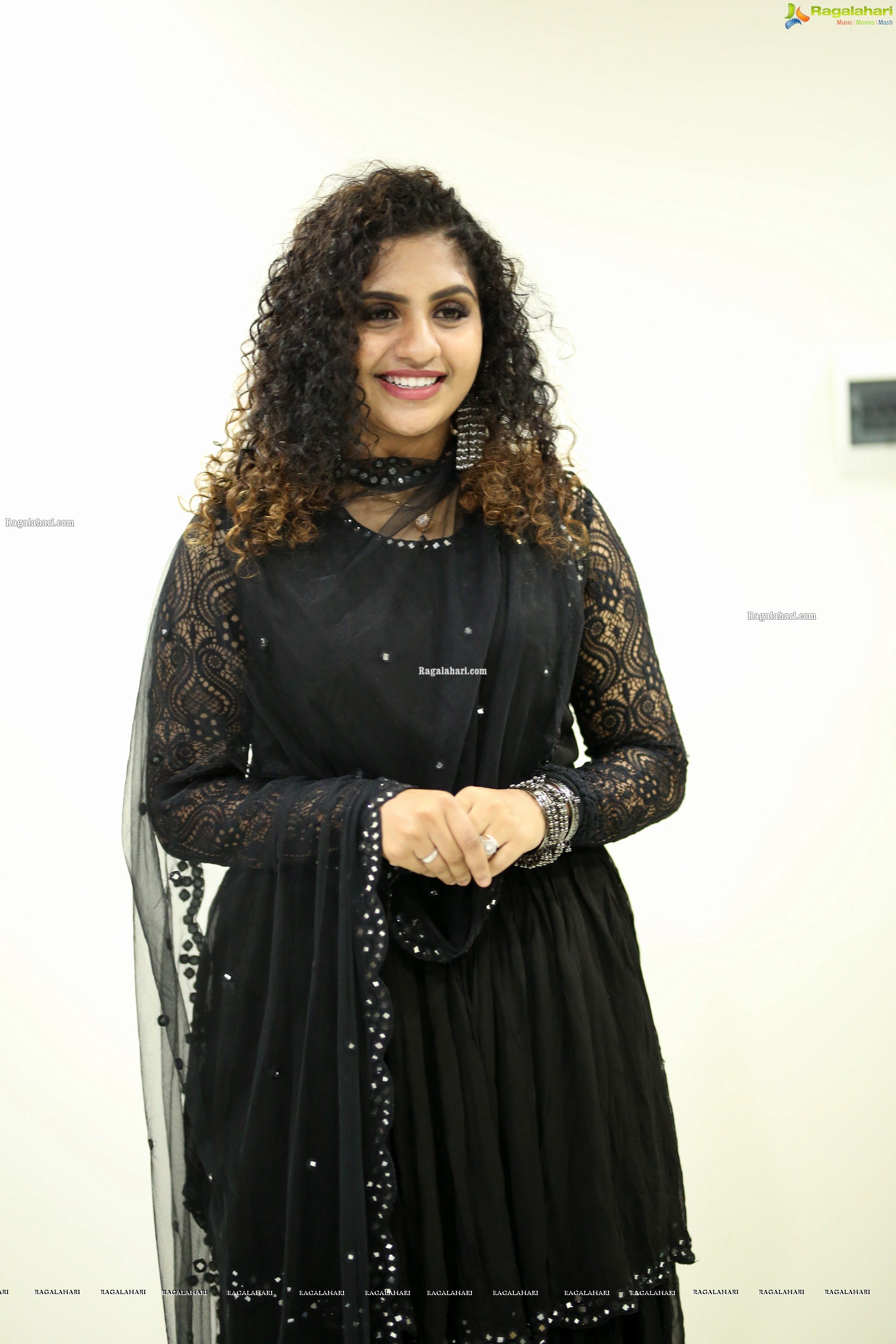 Noorin Sherif at Ullala Ullala Movie Interview - HD Gallery