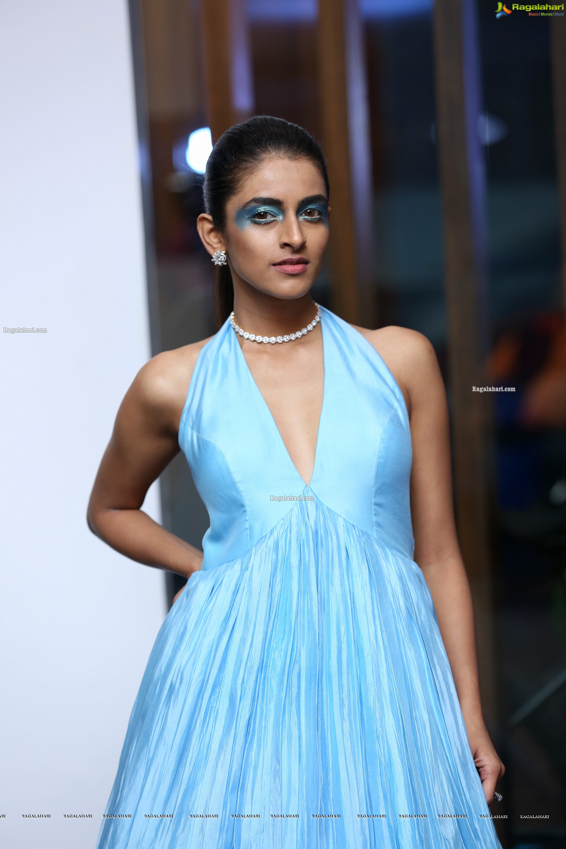 Prachi Thaker at Mercedes-Benz GLC Launch Party - HD Gallery