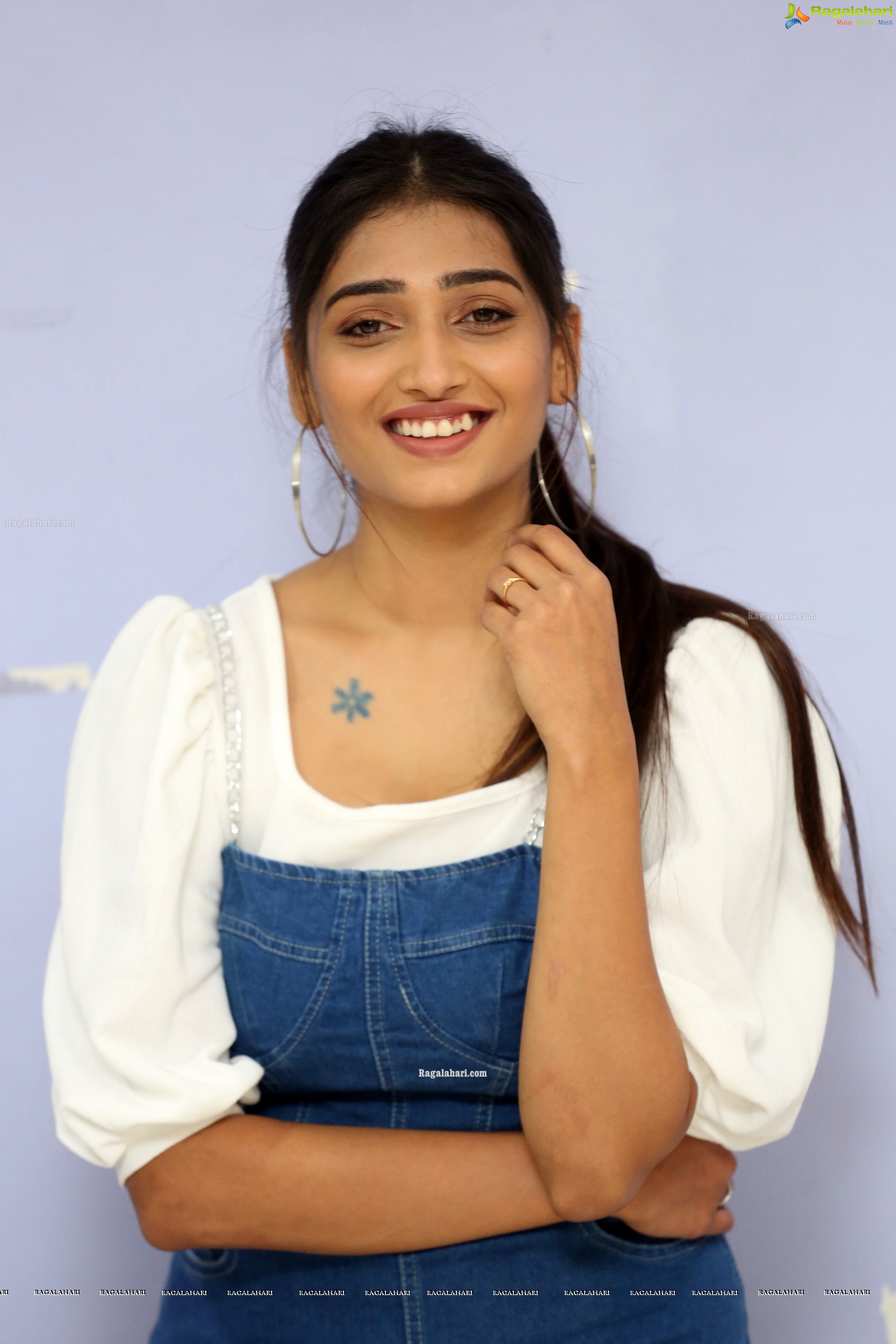 Priya Vadlamani at College Kumar Movie Teaser Launch - HD Gallery