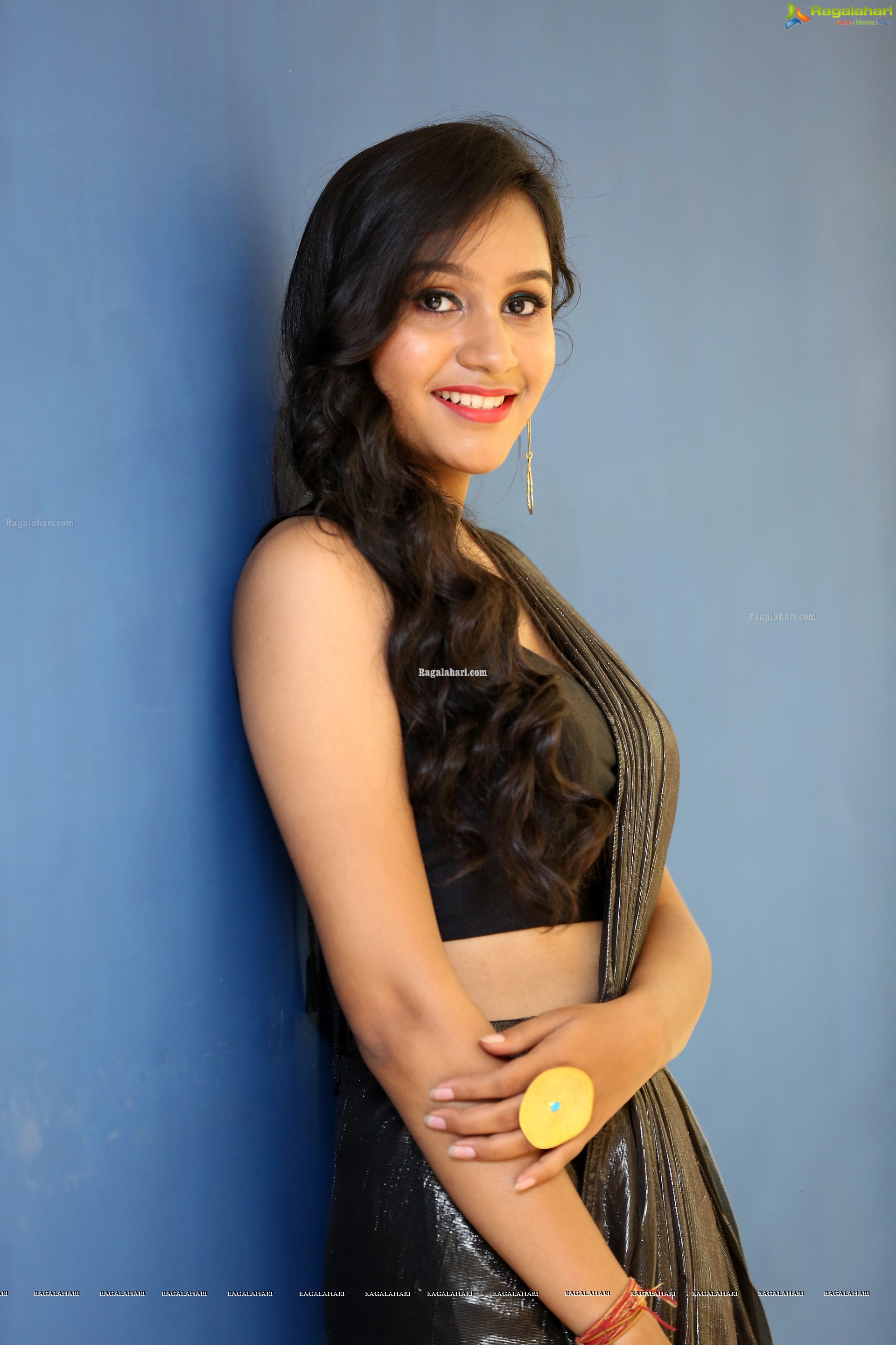 Priyancee Agarwal at Atelier Fashion Showcase at Sarath City Mall - HD Gallery