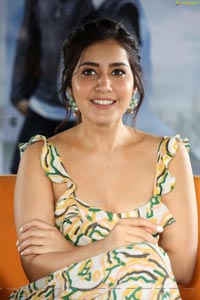 Raashi Khanna at Prati Roju Pandage Interview