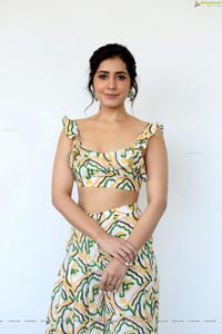 Raashi Khanna at Prati Roju Pandage Interview