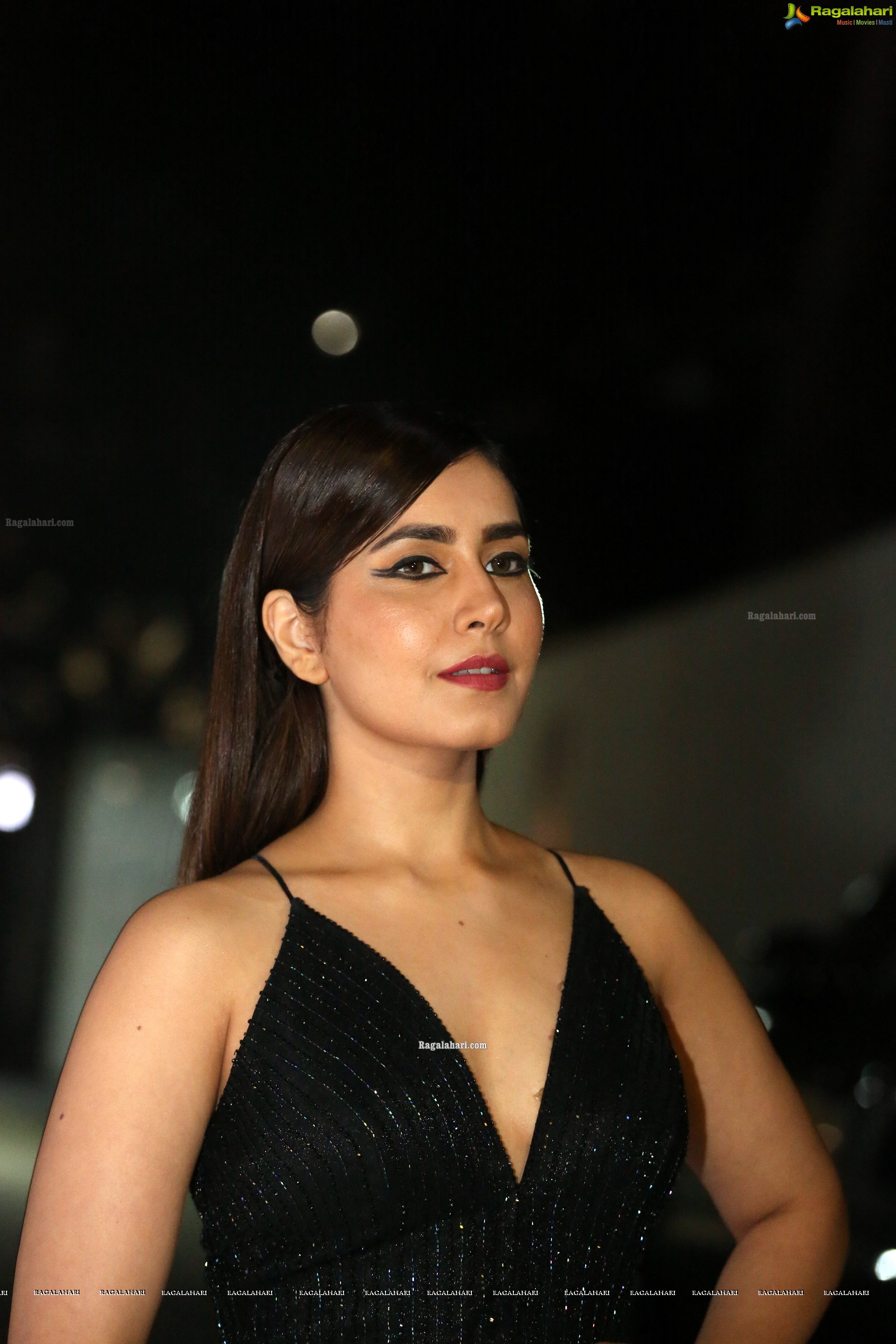 Raashi Khanna at Venky Mama Musical Night - HD Gallery