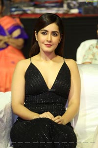 Raashi Khanna at Venky Mama Musical Night