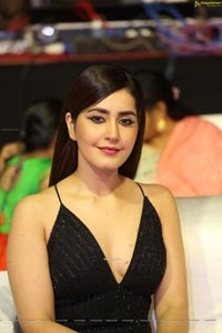 Raashi Khanna at Venky Mama Musical Night