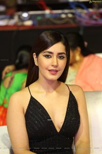 Raashi Khanna at Venky Mama Musical Night