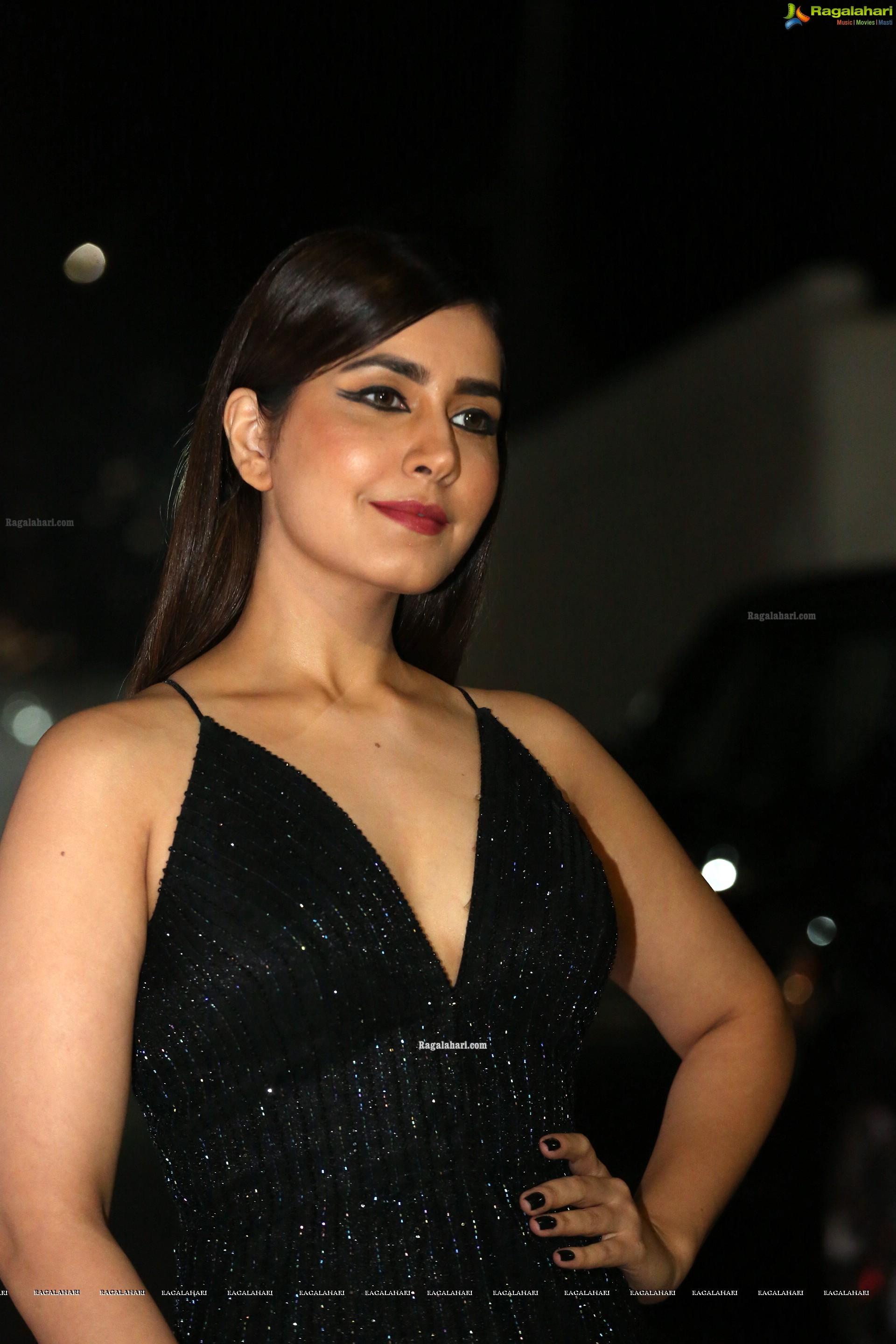 Raashi Khanna at Venky Mama Musical Night - HD Gallery