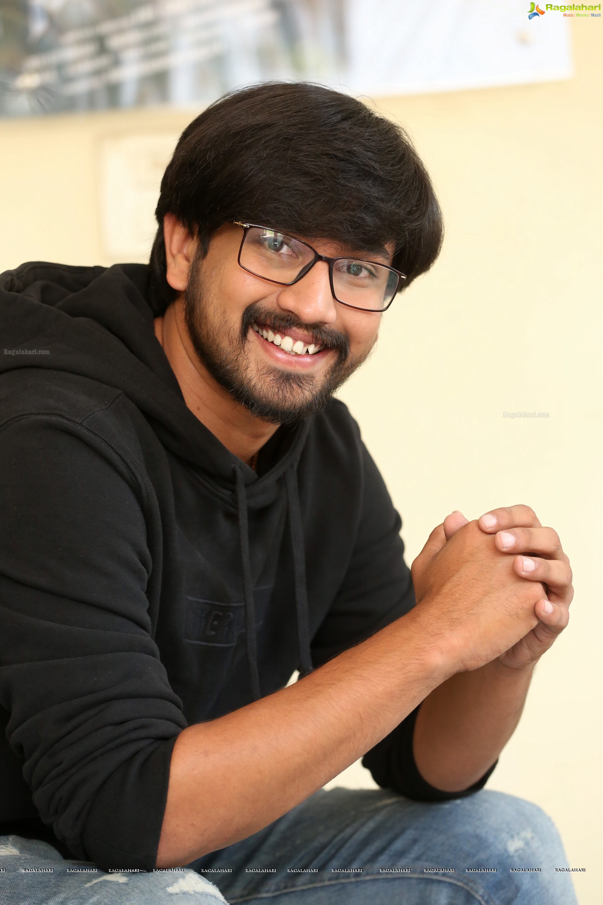 Raj Tarun at Iddari Lokam Okate Interview