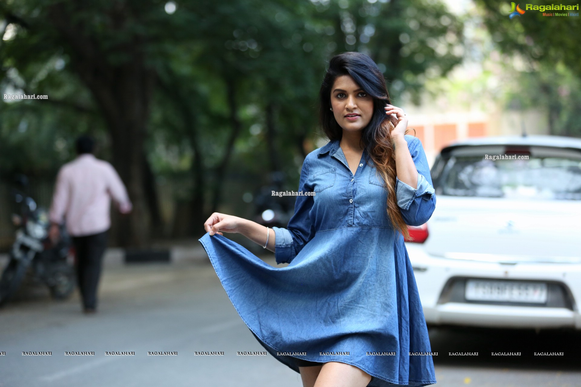 Ritu Biradar Posing in The City Street - HD Gallery
