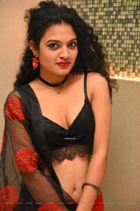 Riya at Prathi Roju Pandage Pre-Release Event