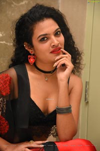 Riya at Prathi Roju Pandage Pre-Release Event