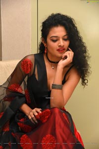 Riya at Prathi Roju Pandage Pre-Release Event