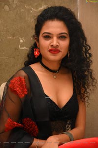 Riya at Prathi Roju Pandage Pre-Release Event