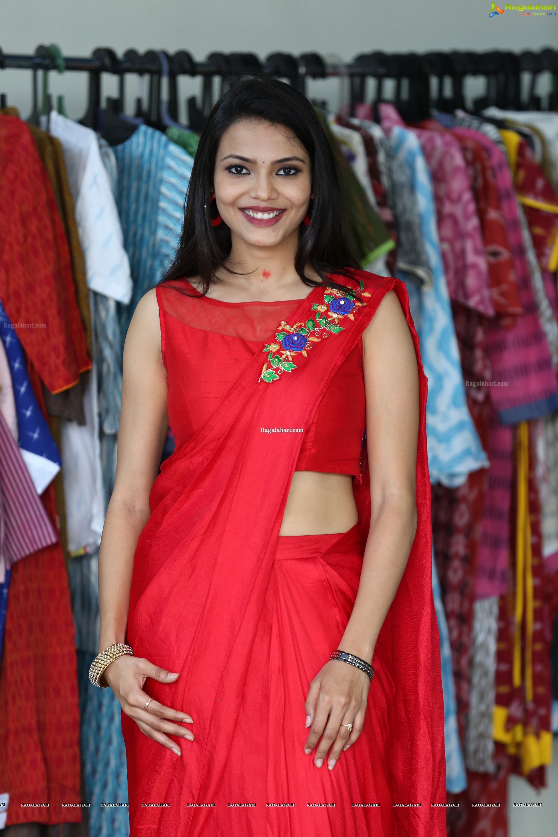 Sahithi Jadi at Pochampally Ikat Art Mela 2019 Launch - HD Gallery