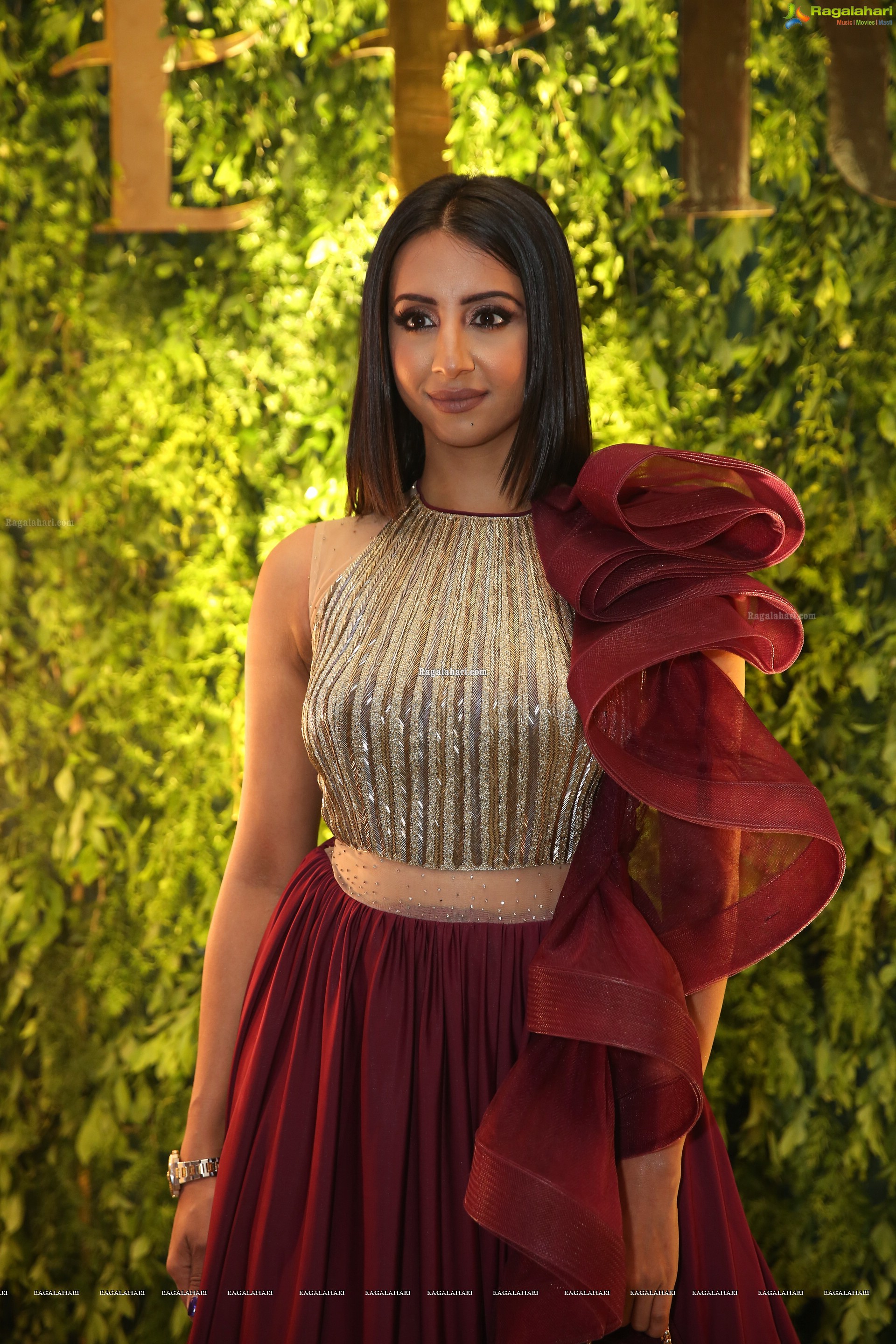 Sanjjanaa Galrani at Neeru's The Winter Fashion Show - HD Gallery