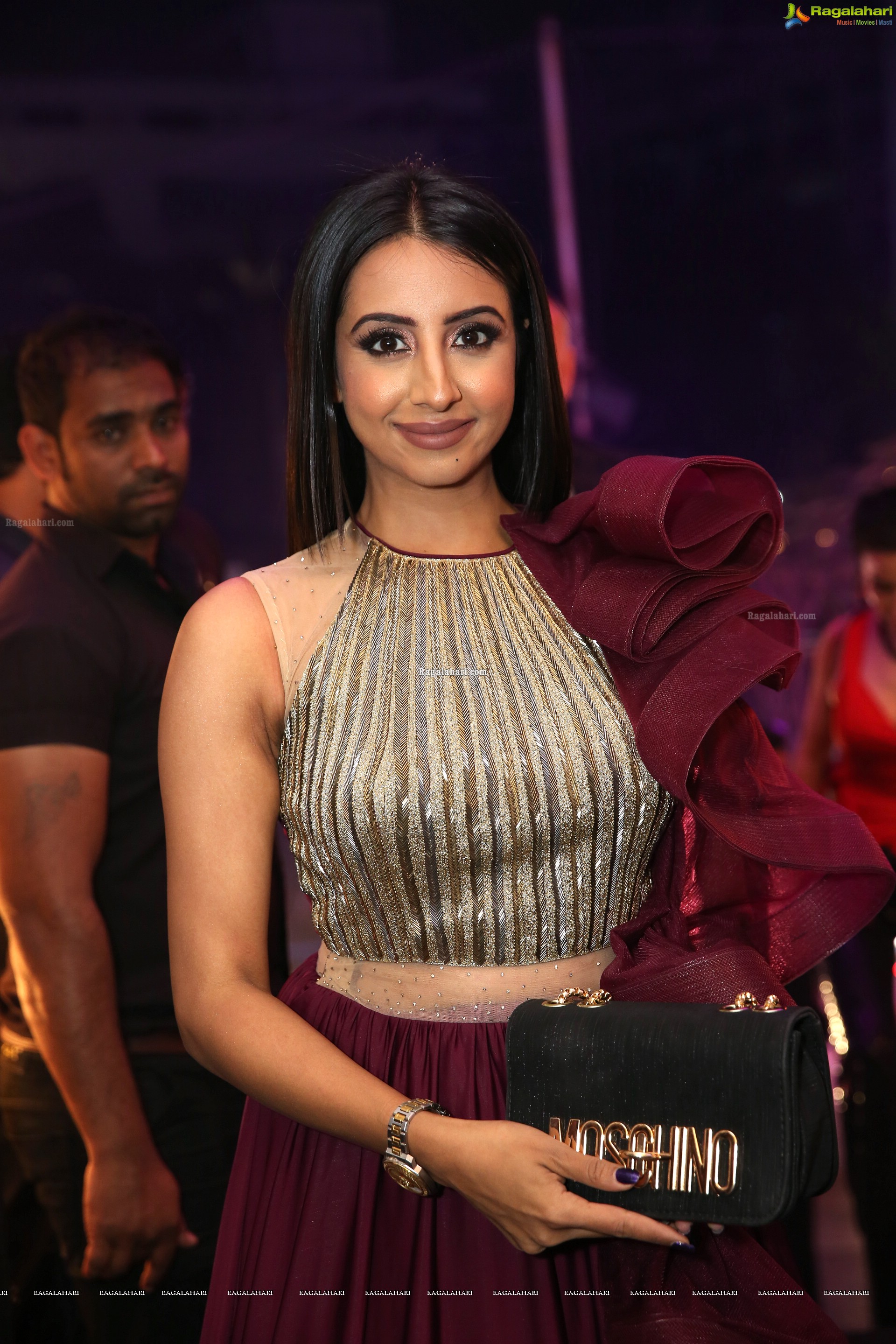 Sanjjanaa Galrani at Neeru's The Winter Fashion Show - HD Gallery