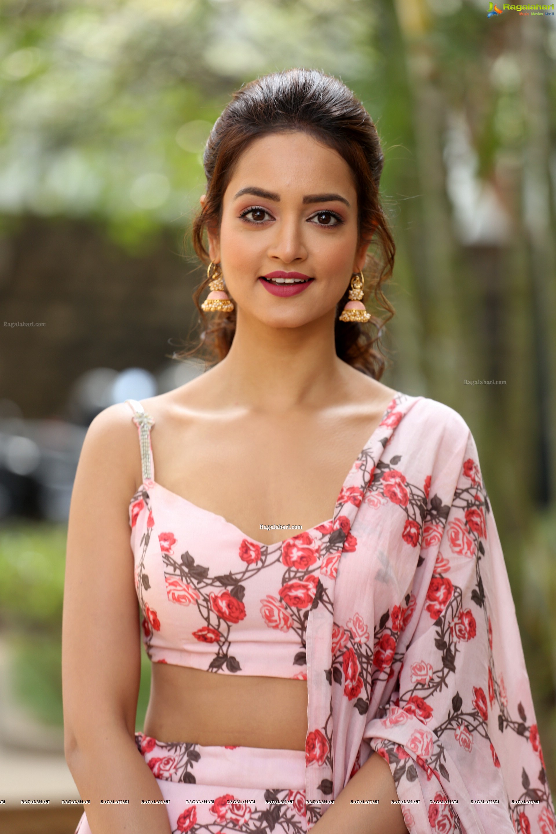 Shanvi Srivastava at Athade Srimannarayana Press Meet