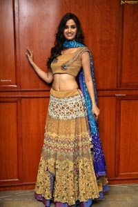 Shivani Jadhav at Hi-Life Exhibition Curtain Raiser
