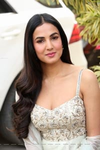 Sonal Chauhan at Ruler Interview