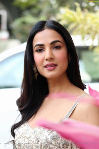 Sonal Chauhan at Ruler Interview