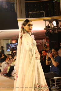 Sonam Kapoor at Neeru's The Winter Fashion Show