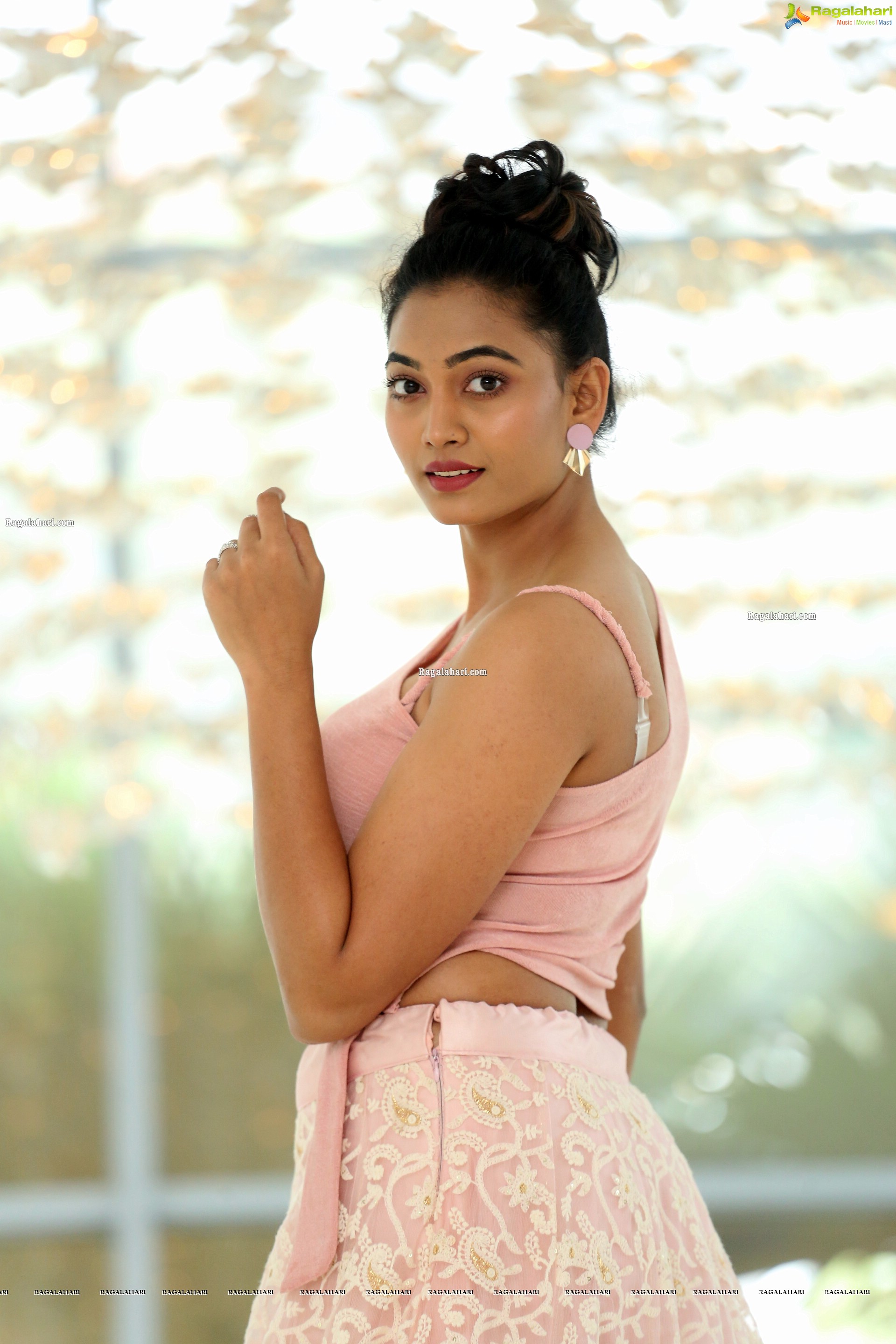 Spandana Palli at Entha Manchivadavura Press Meet - HD Gallery