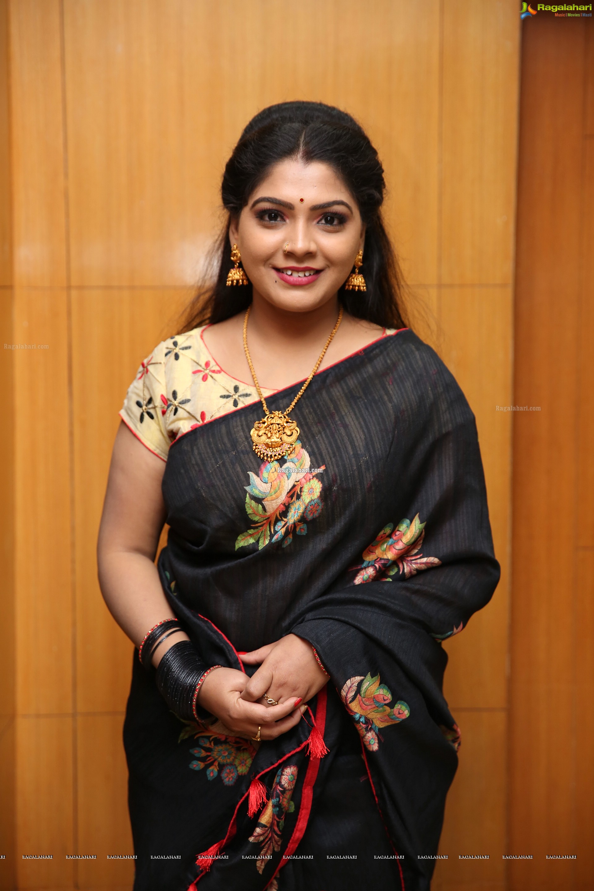 Sravanthi at Swathi Art Creations 25th Anniversary Celebrations - HD Gallery