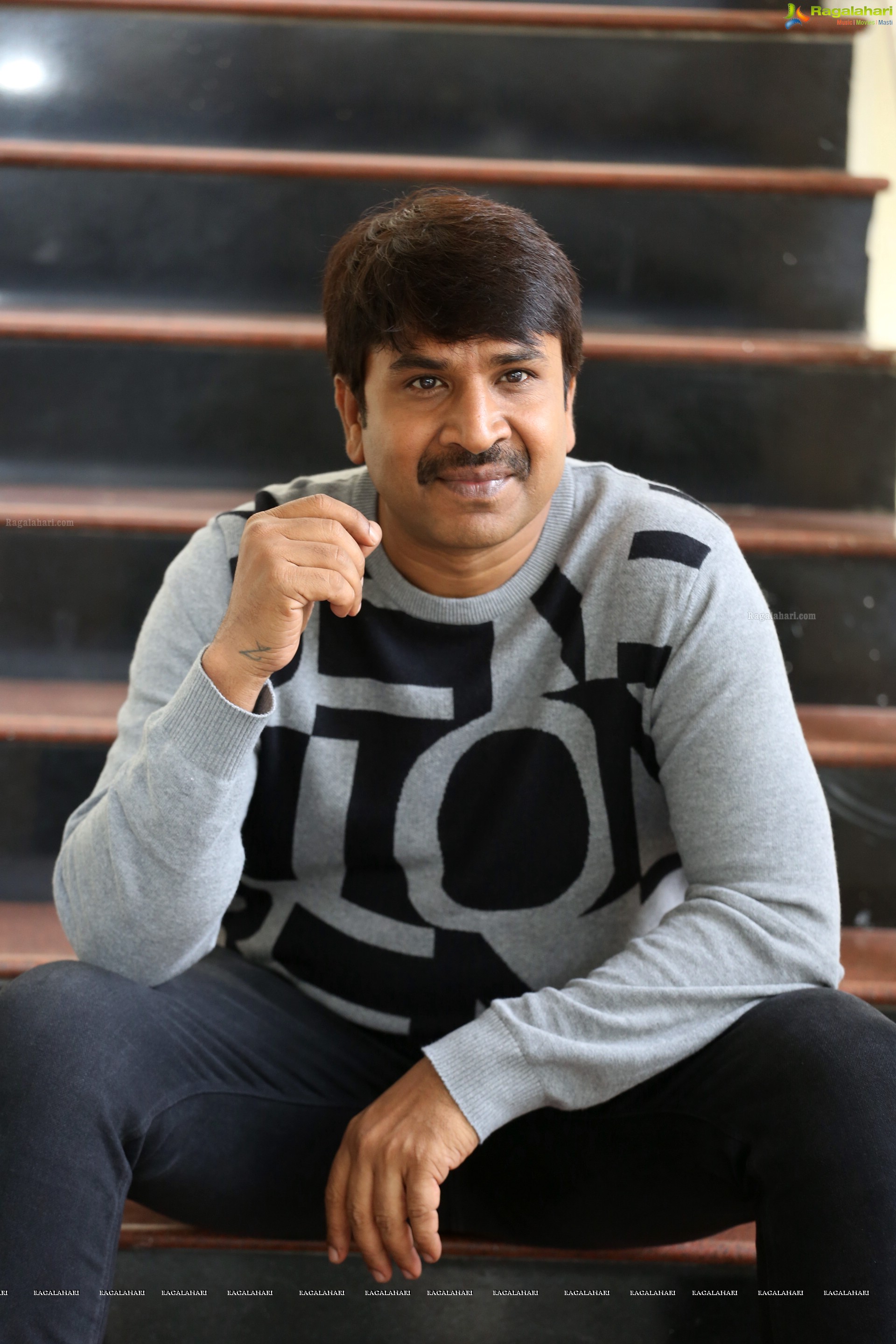 Srinivasa Reddy at Bhagya Nagara Veedhullo Gammathu Interview