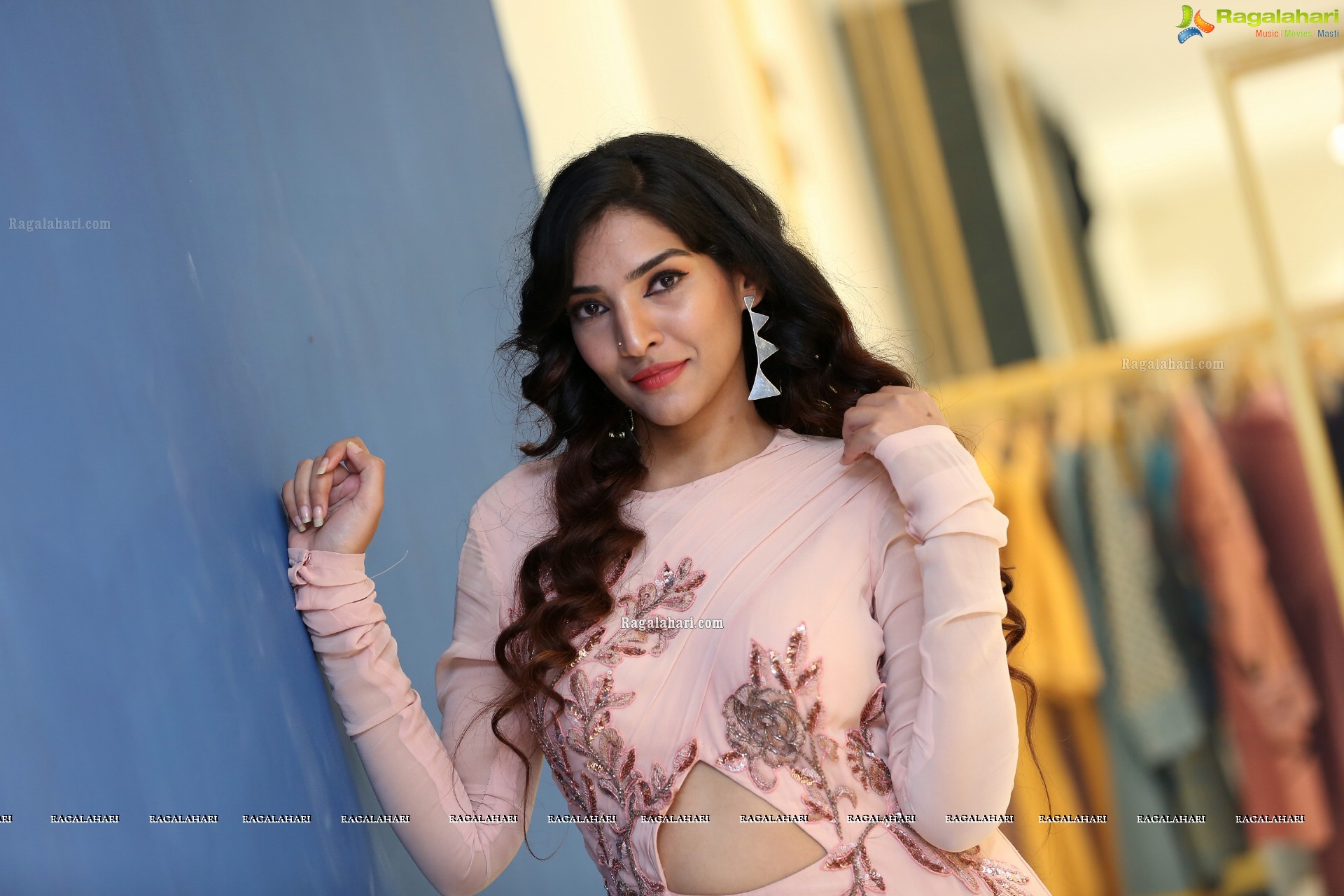 Supraja Narayan at Atelier Fashion Showcase at Sarath City Mall - HD Gallery