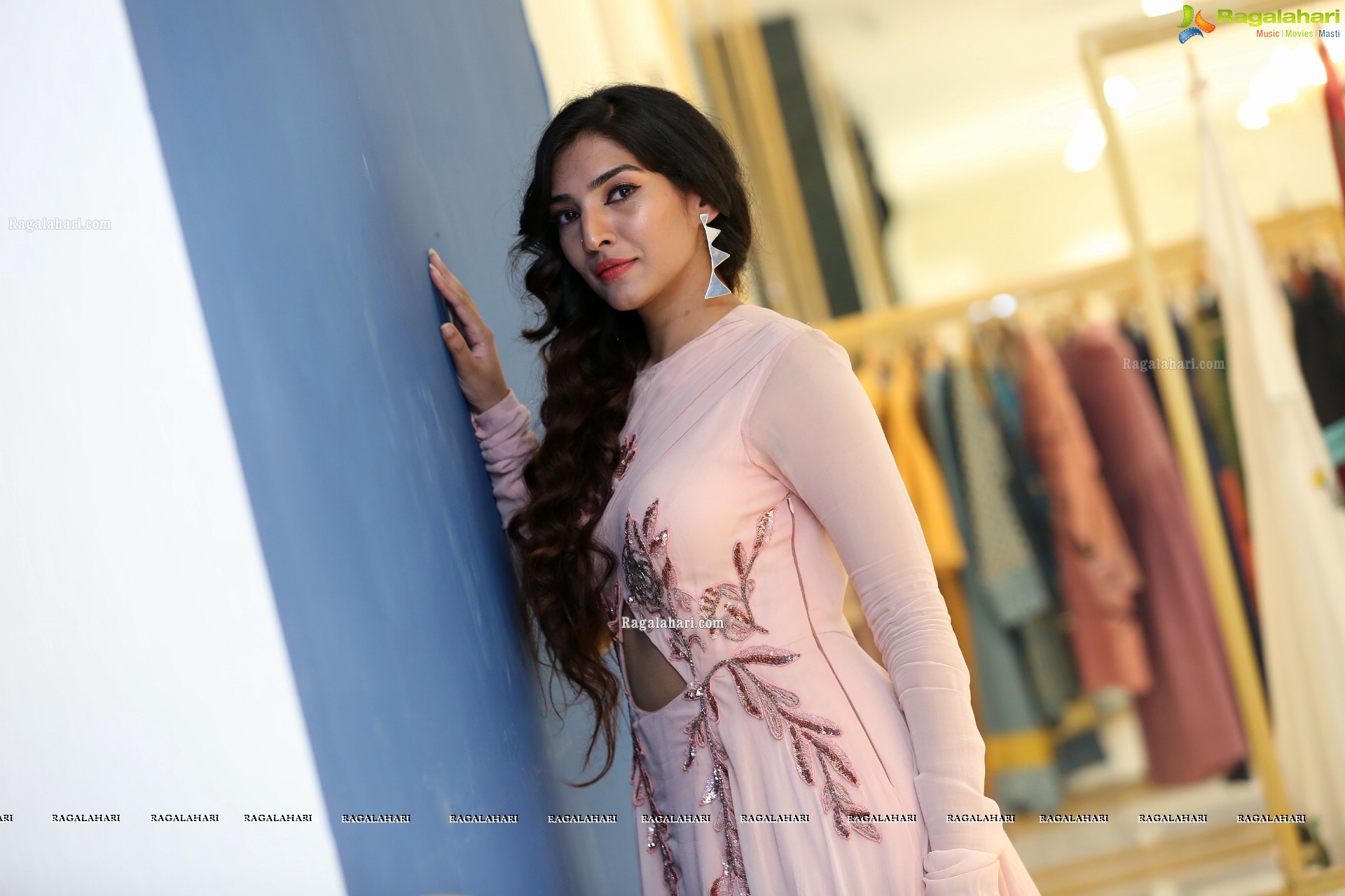 Supraja Narayan at Atelier Fashion Showcase at Sarath City Mall - HD Gallery