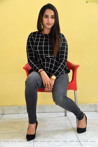 Swathi Deekshith at Kaliyuga Interview