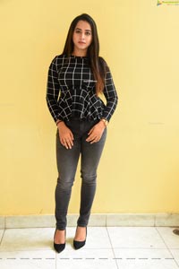 Swathi Deekshith at Kaliyuga Interview