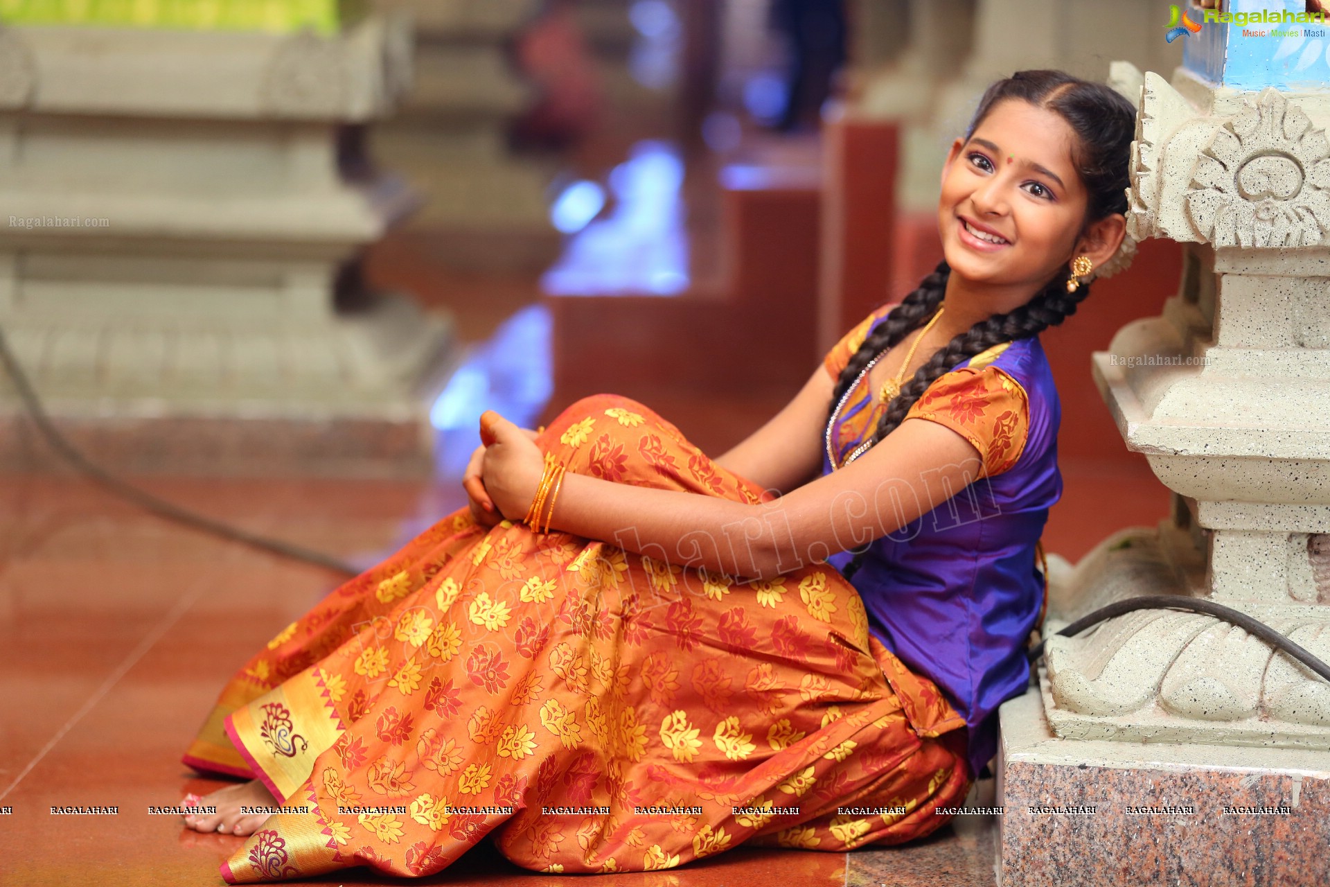 Vasavi (TV Child Artist) at Bangaru Panjaram TV Serial Sets