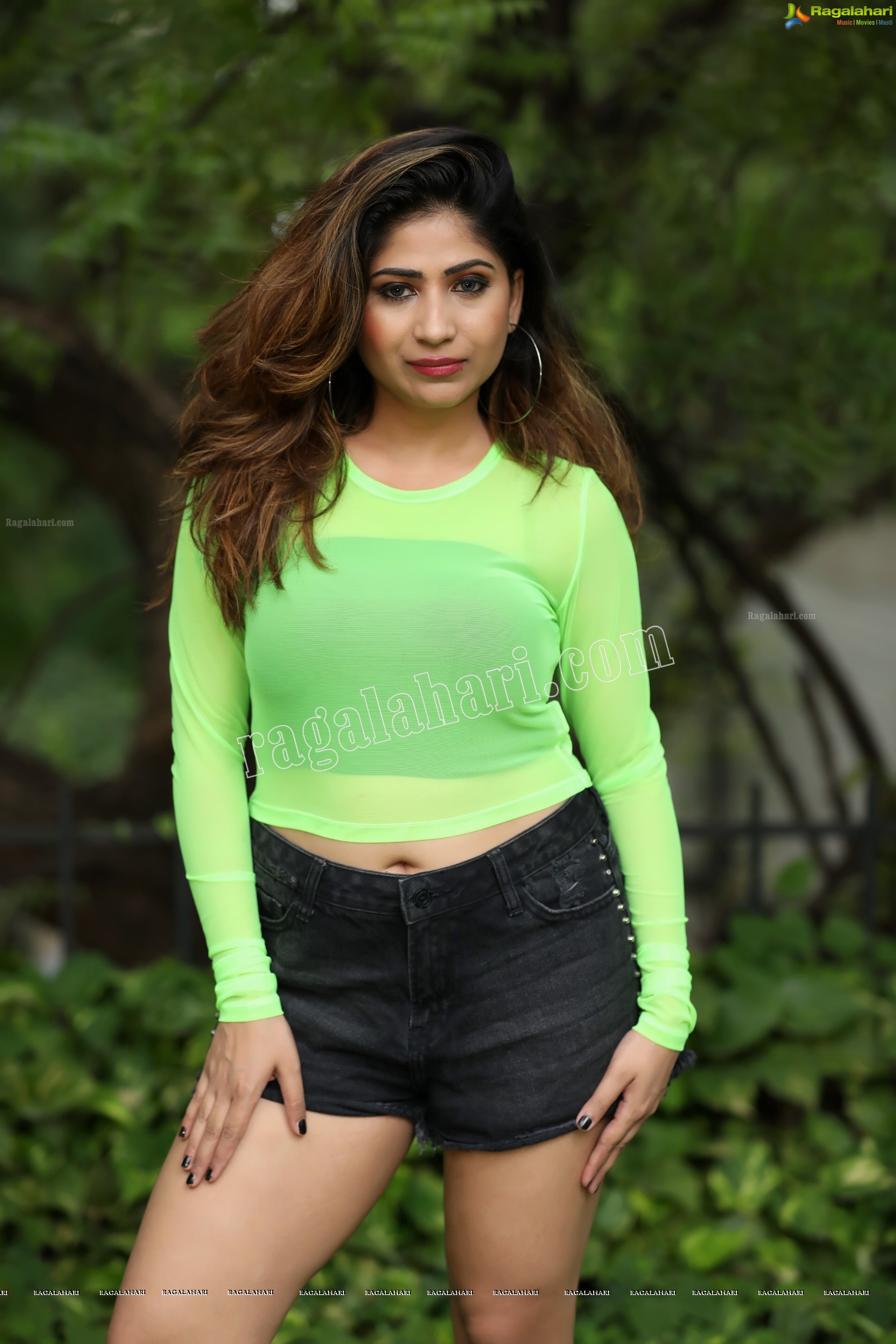 Madhulagna Das (Exclusive Photo Shoot) (High Definition Photos)