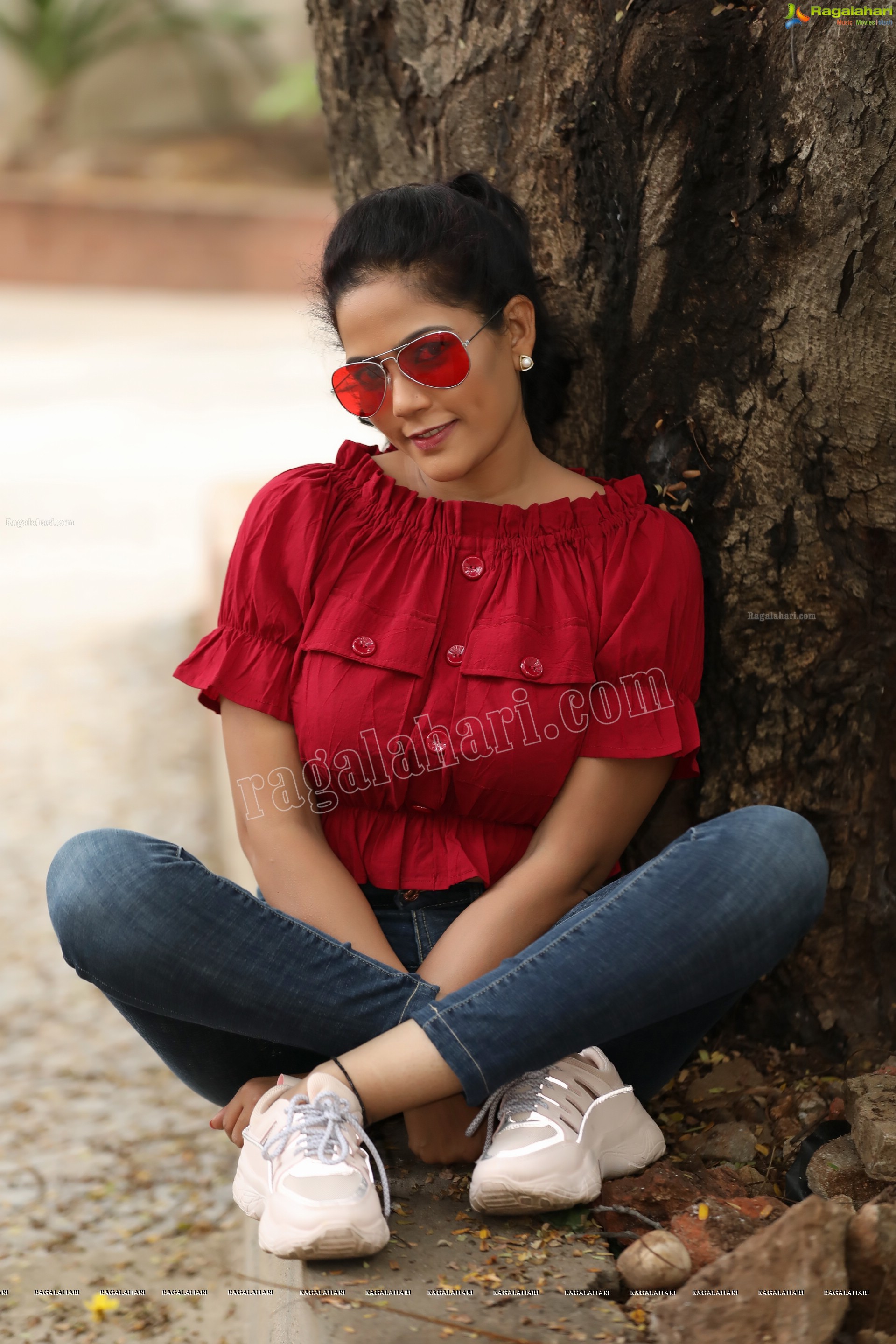 Shaik Fazia (Exclusive Photo Shoot) (High Definition Photos)